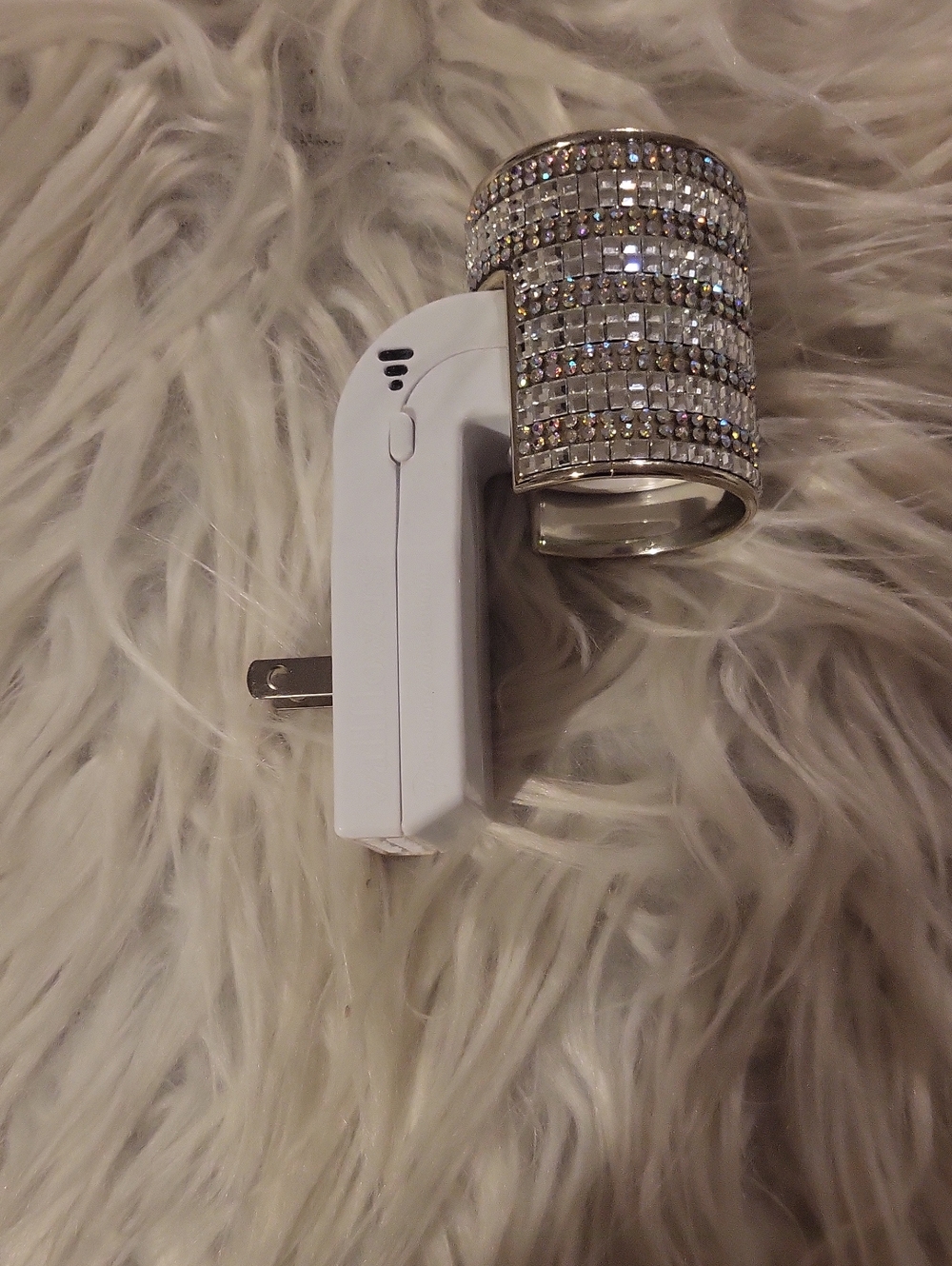 Shine & Sparkle Blingy Rhinestone Wallflower™️ - Bath & Body Works - Picture 4 of 8
